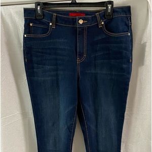 New Jennifer Lopez dark skinny jeans